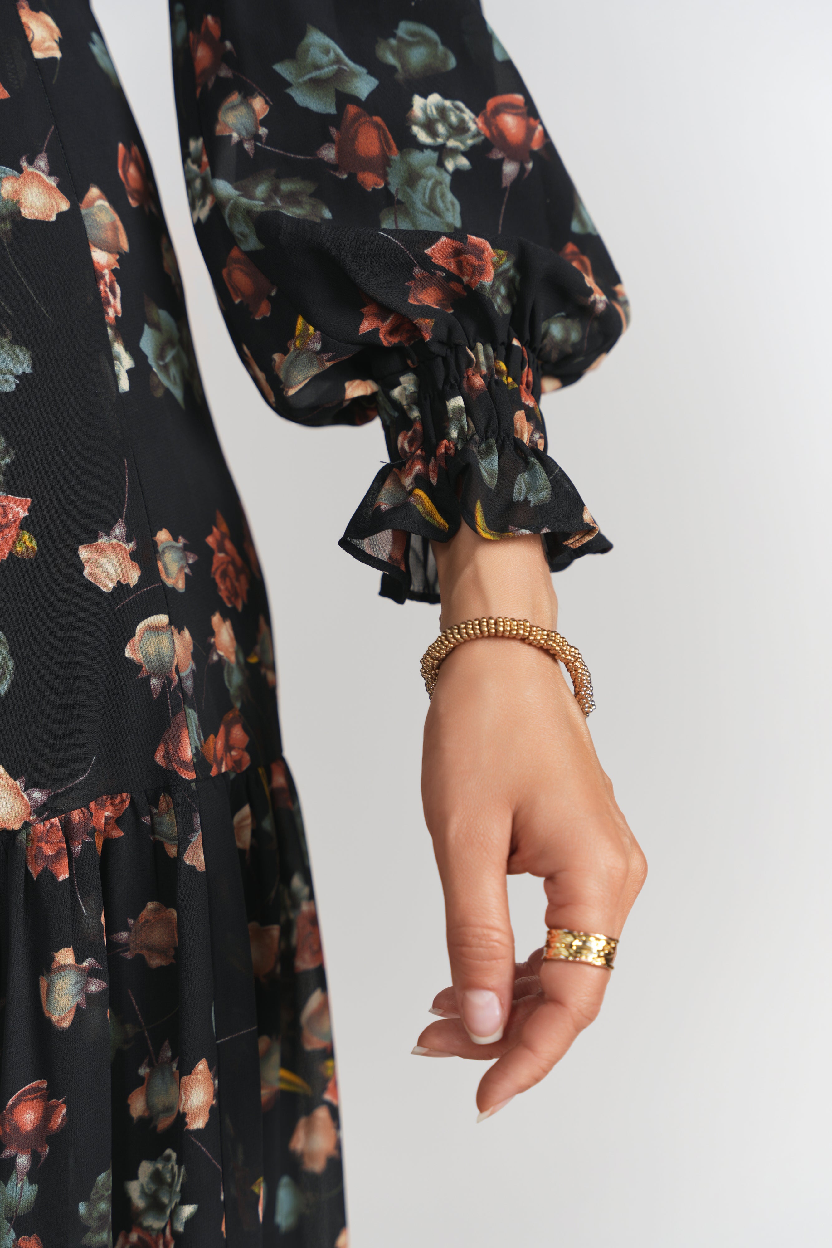 Zoe Maxi- Winter Roses