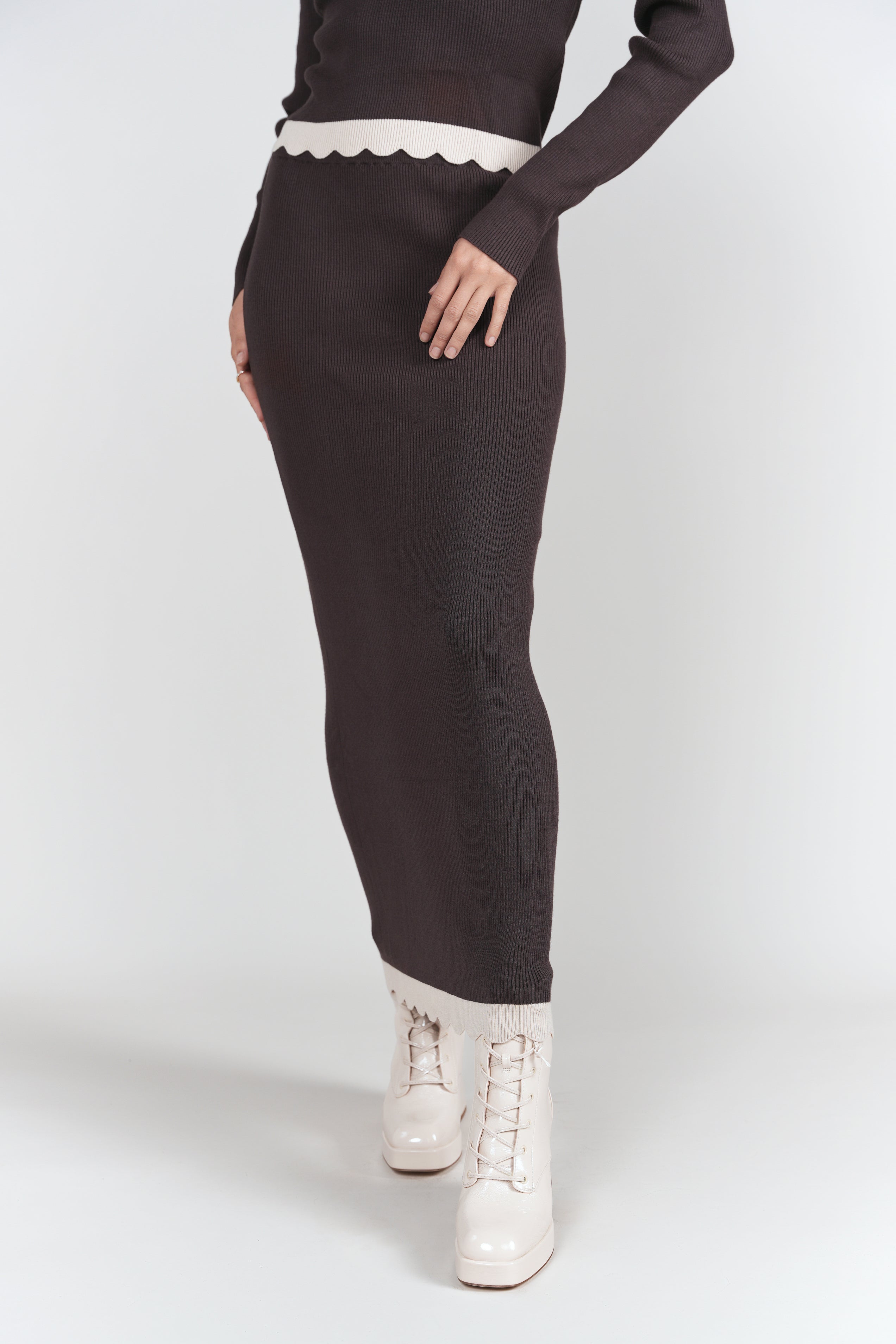 Scalloped Knit Set- Chocolate