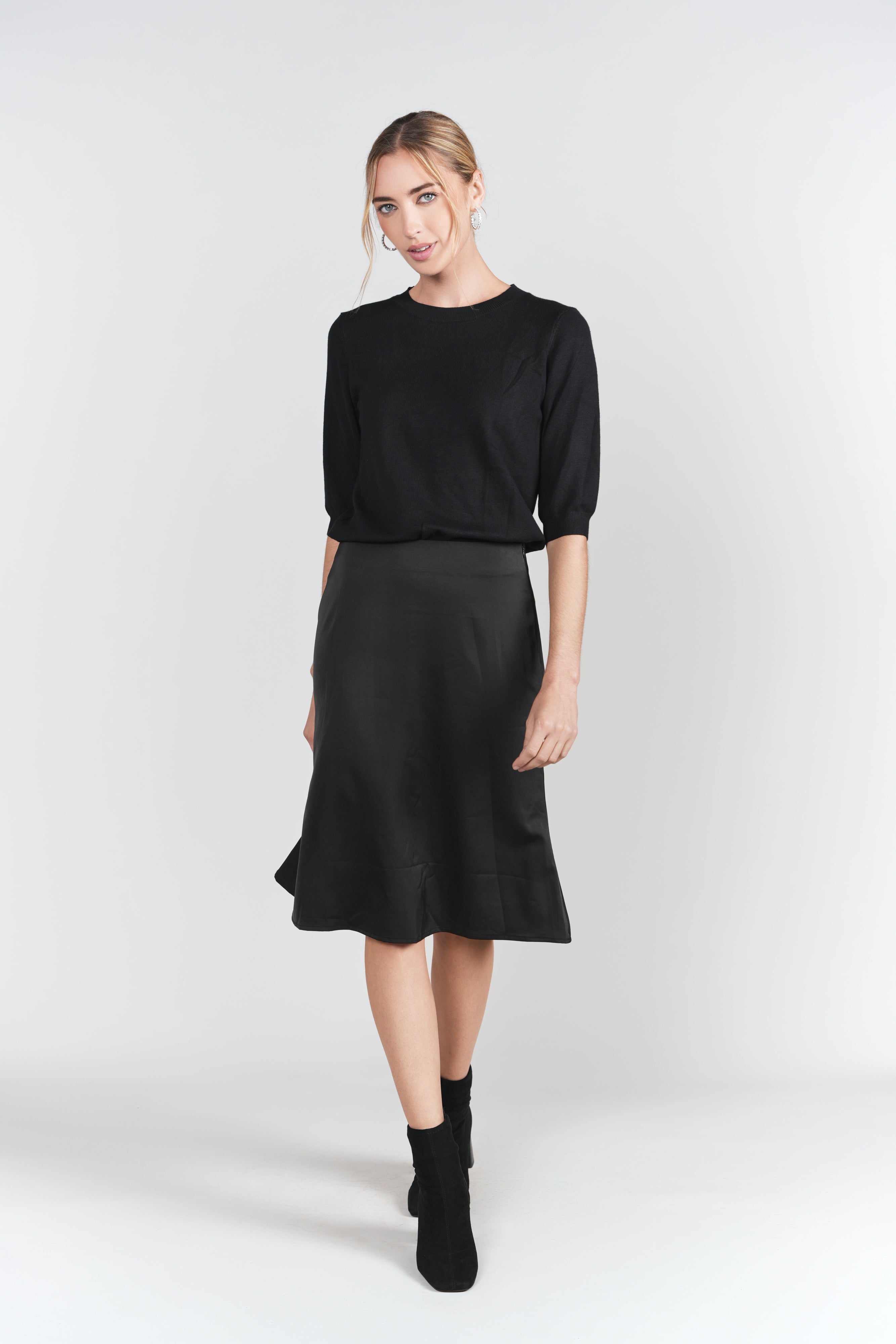 Naomie Slip Skirt 23"- Black