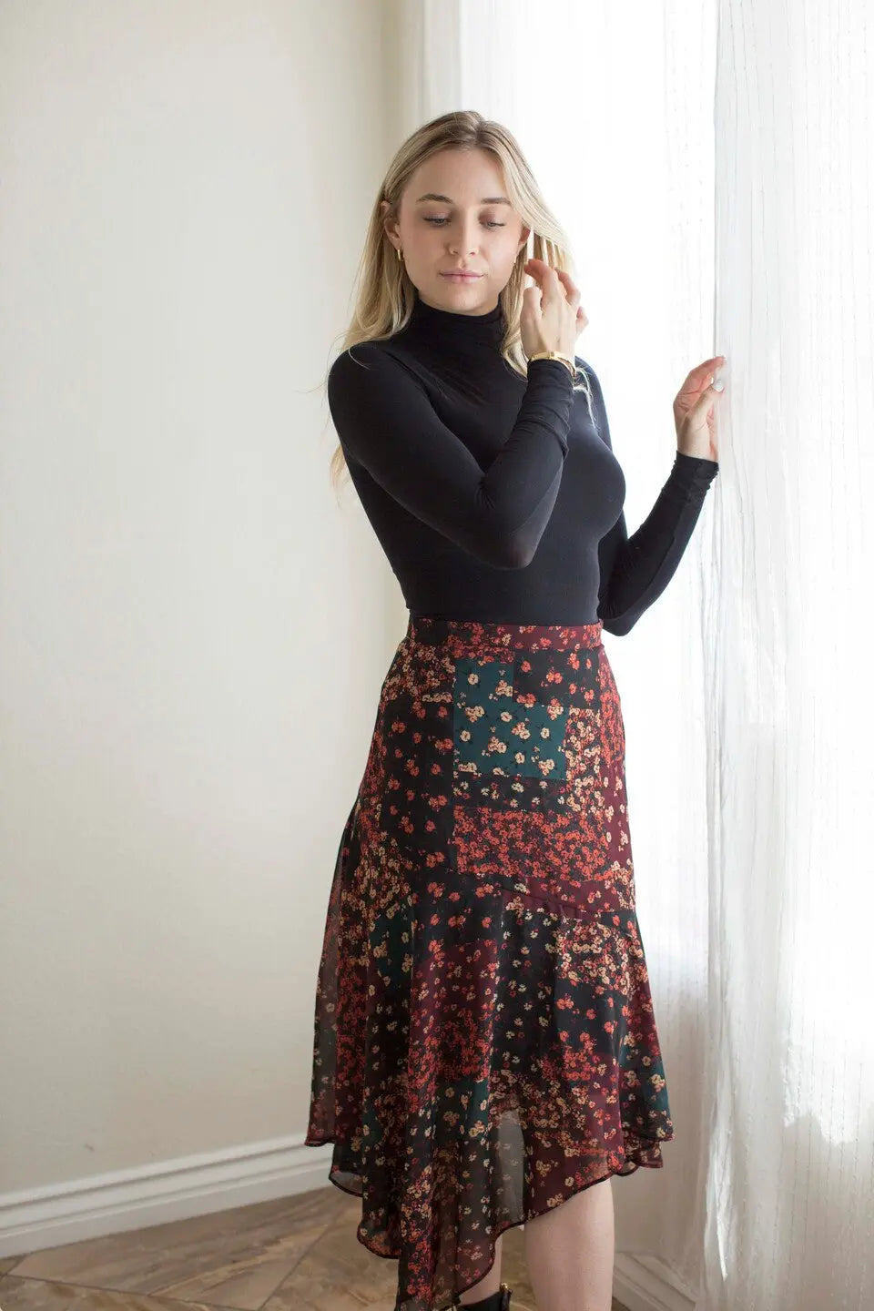 Kerchief Hem Skirt-802pw