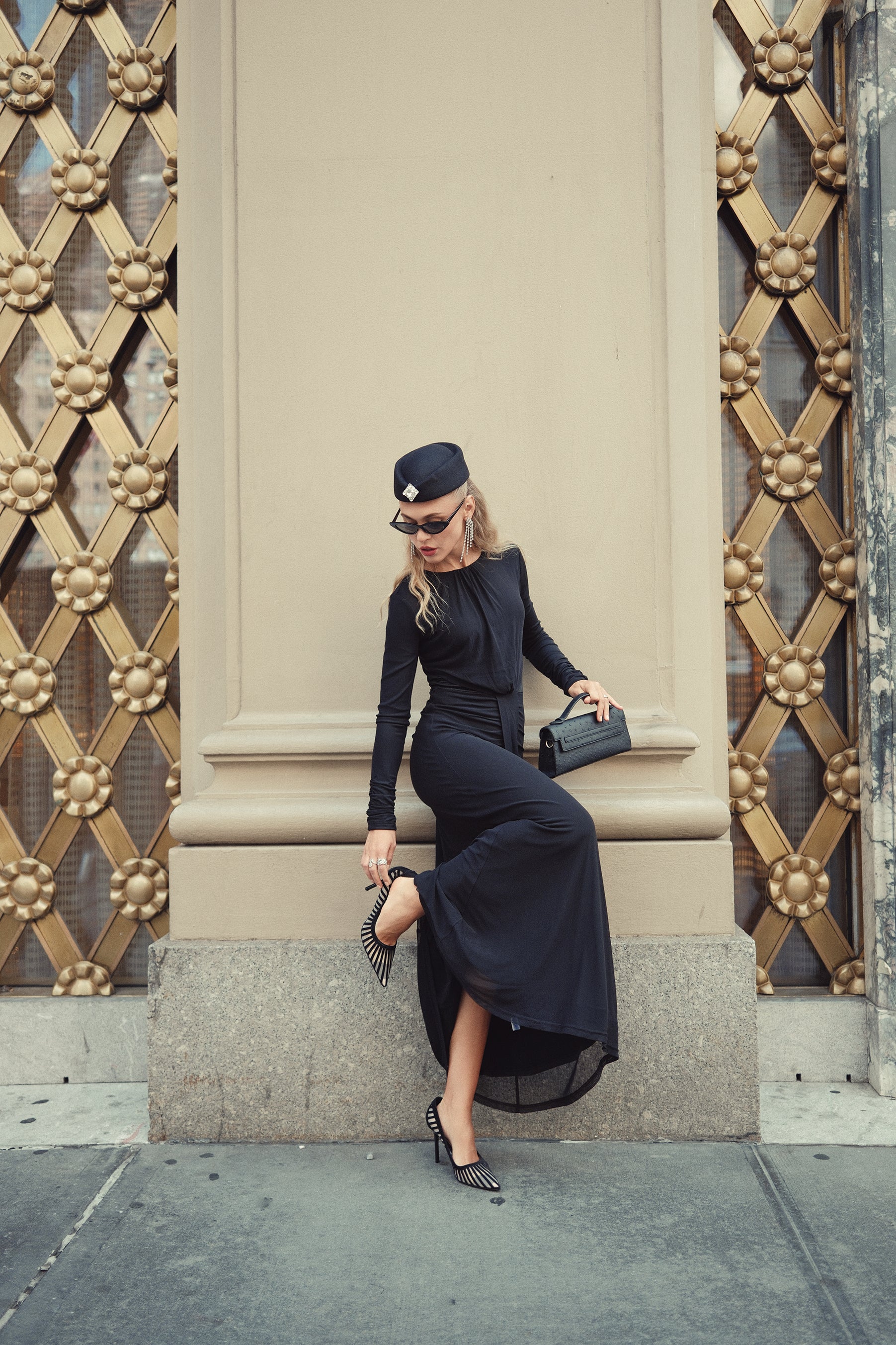 Monique Maxi- Black