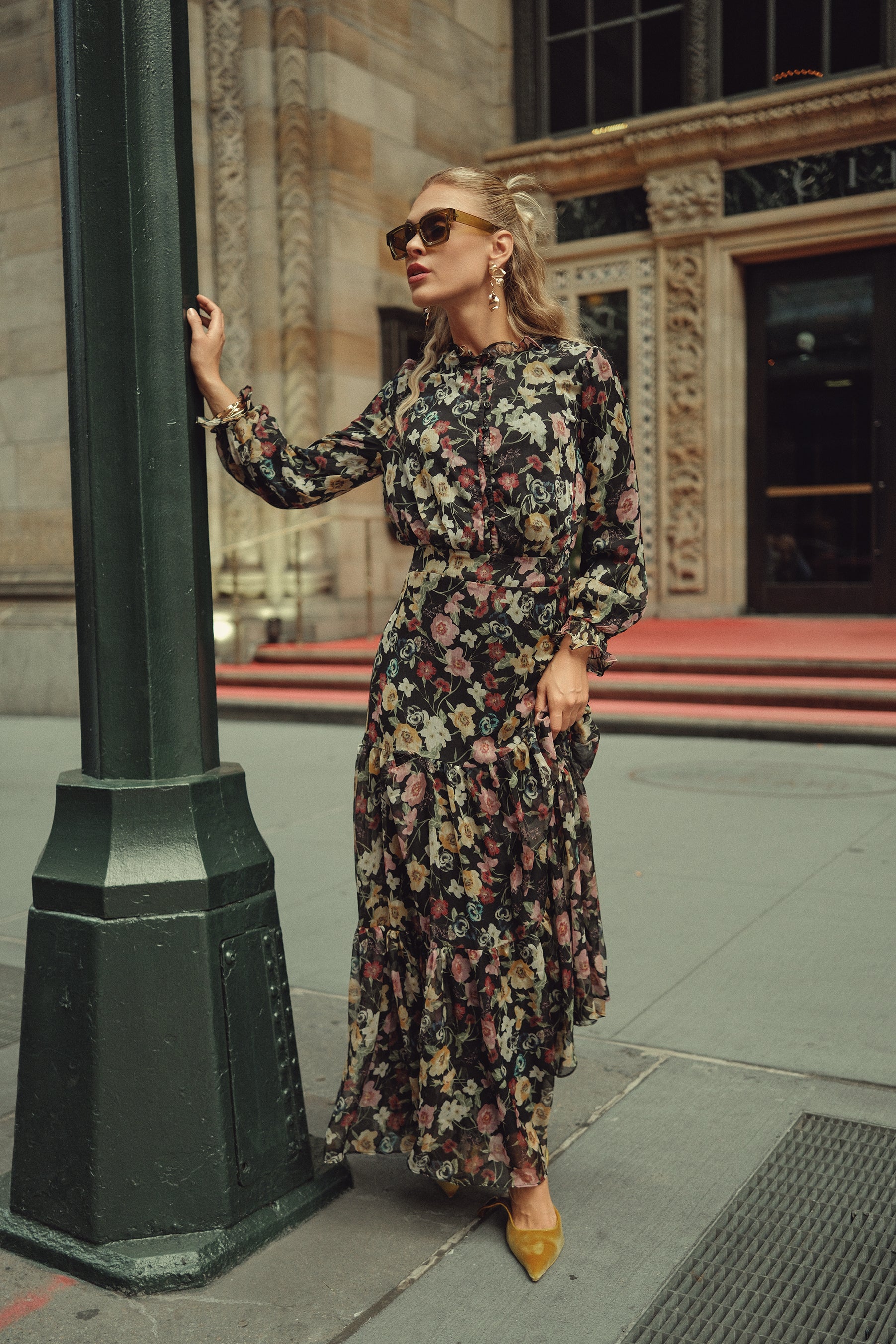 Zoe Maxi- Happy Blooms on Black