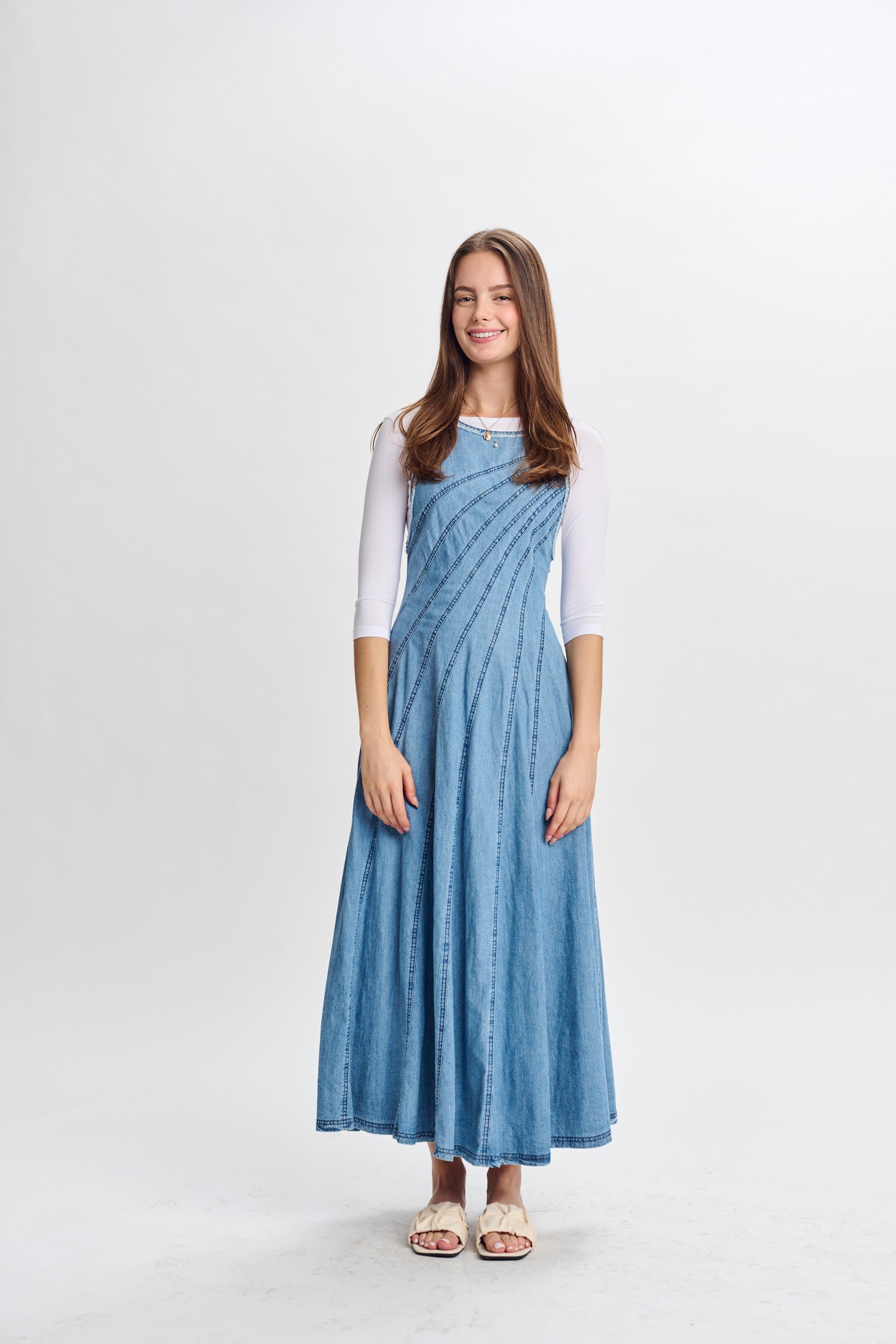334862 Medium Wash with Stitching Denim Jumper