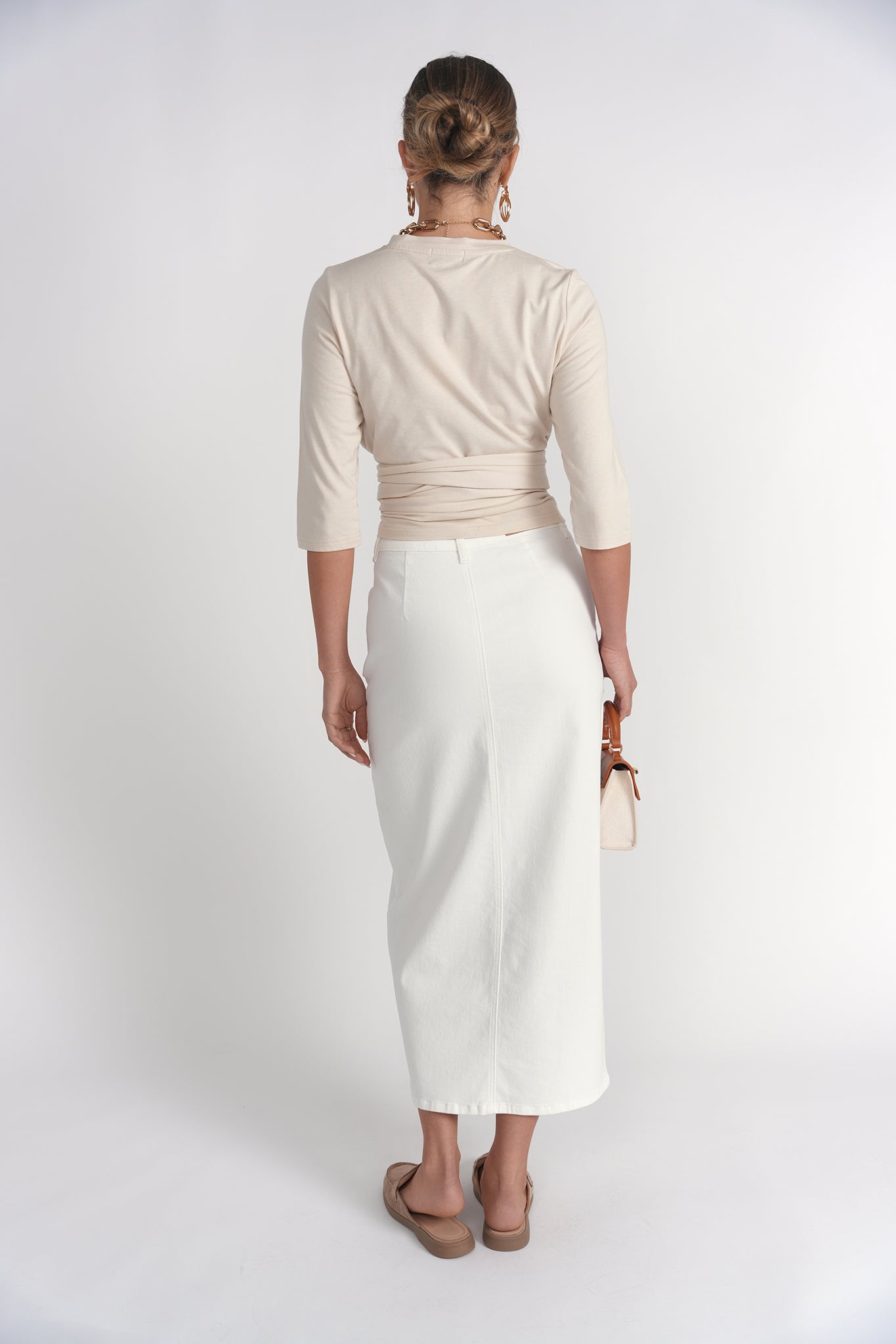 Contrast Pocket Midi Skirt- White Denim