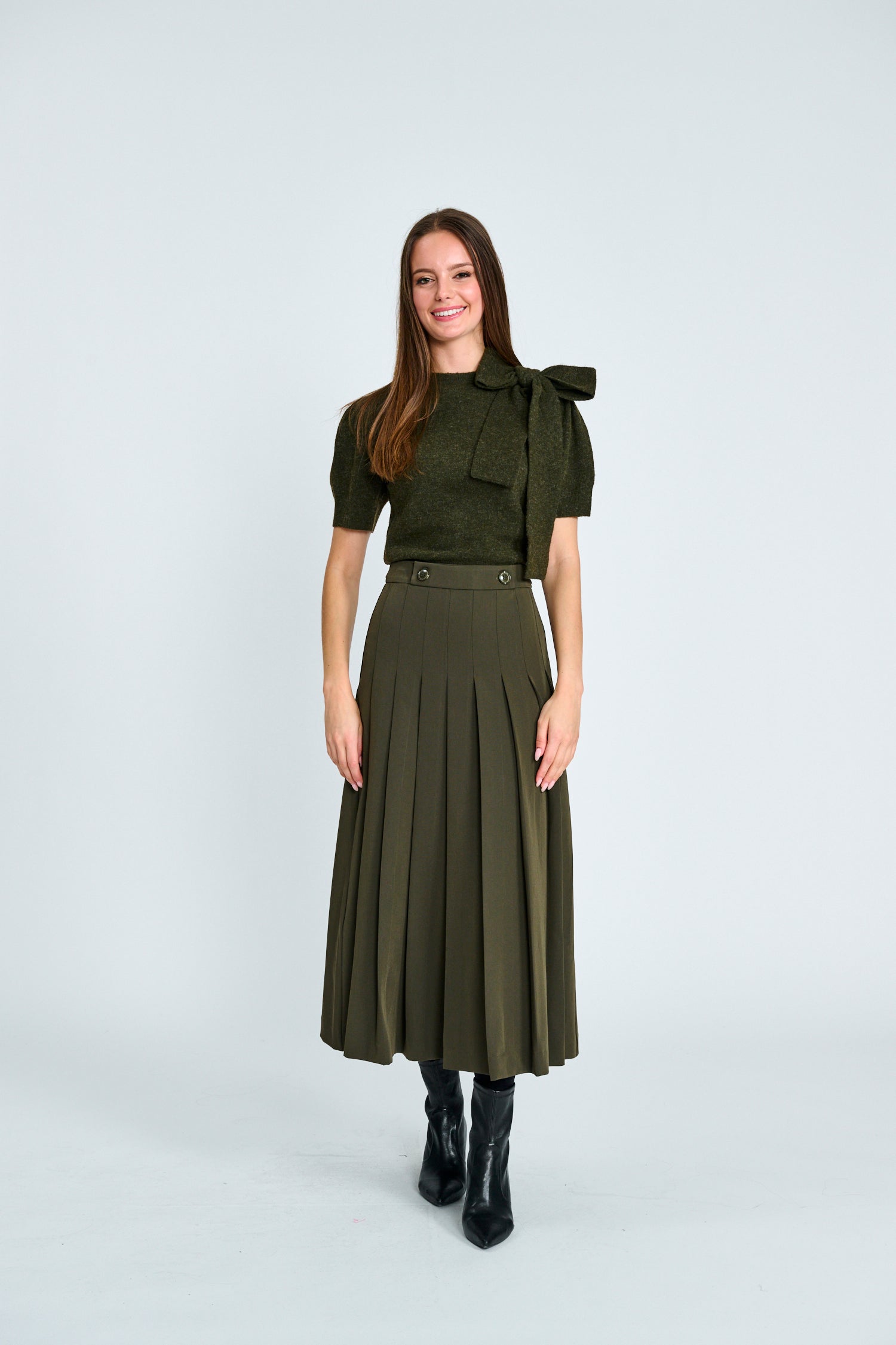 Olive Pleated Skirt Buttons - Black