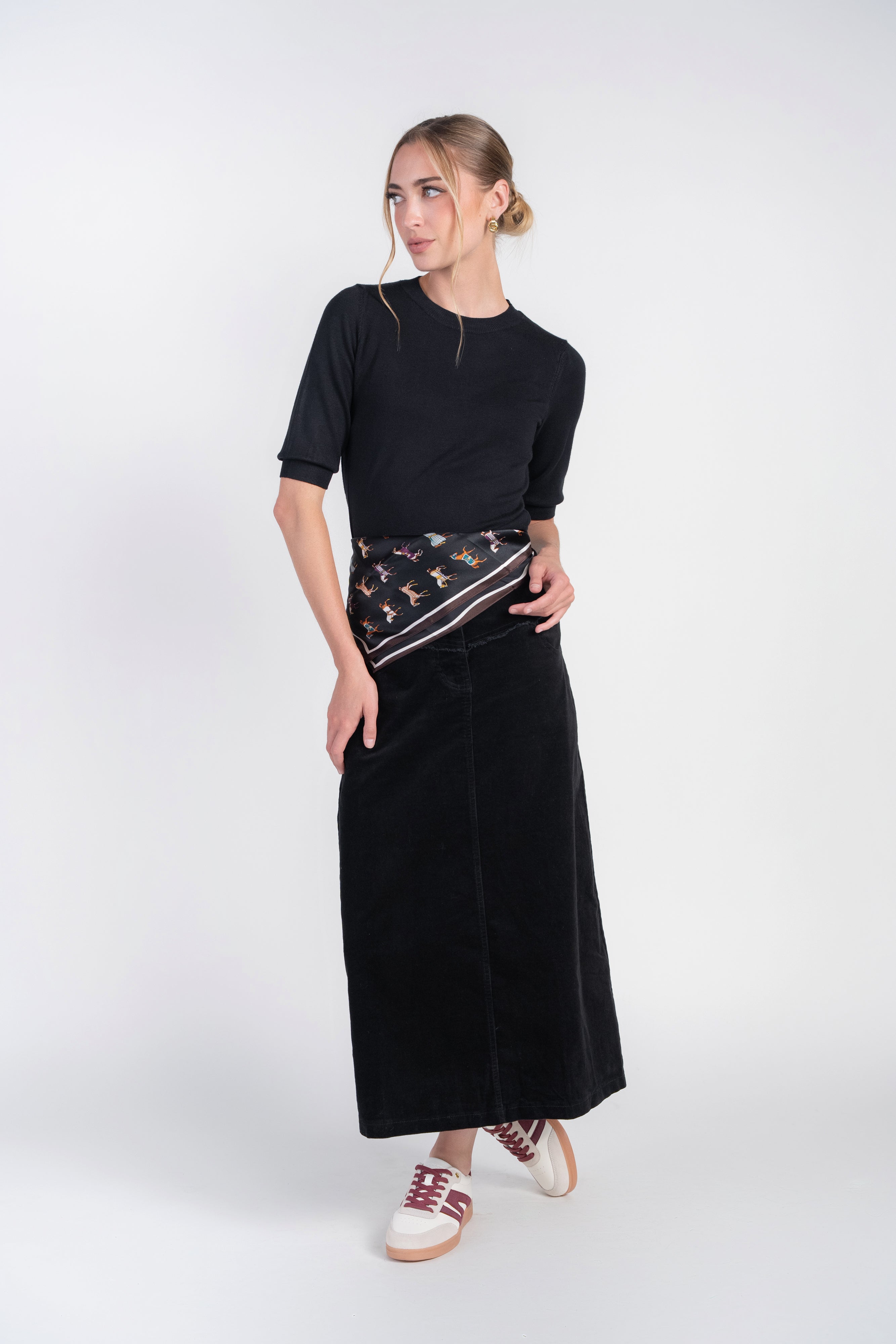 Fray Detail Corduroy Skirt- Black