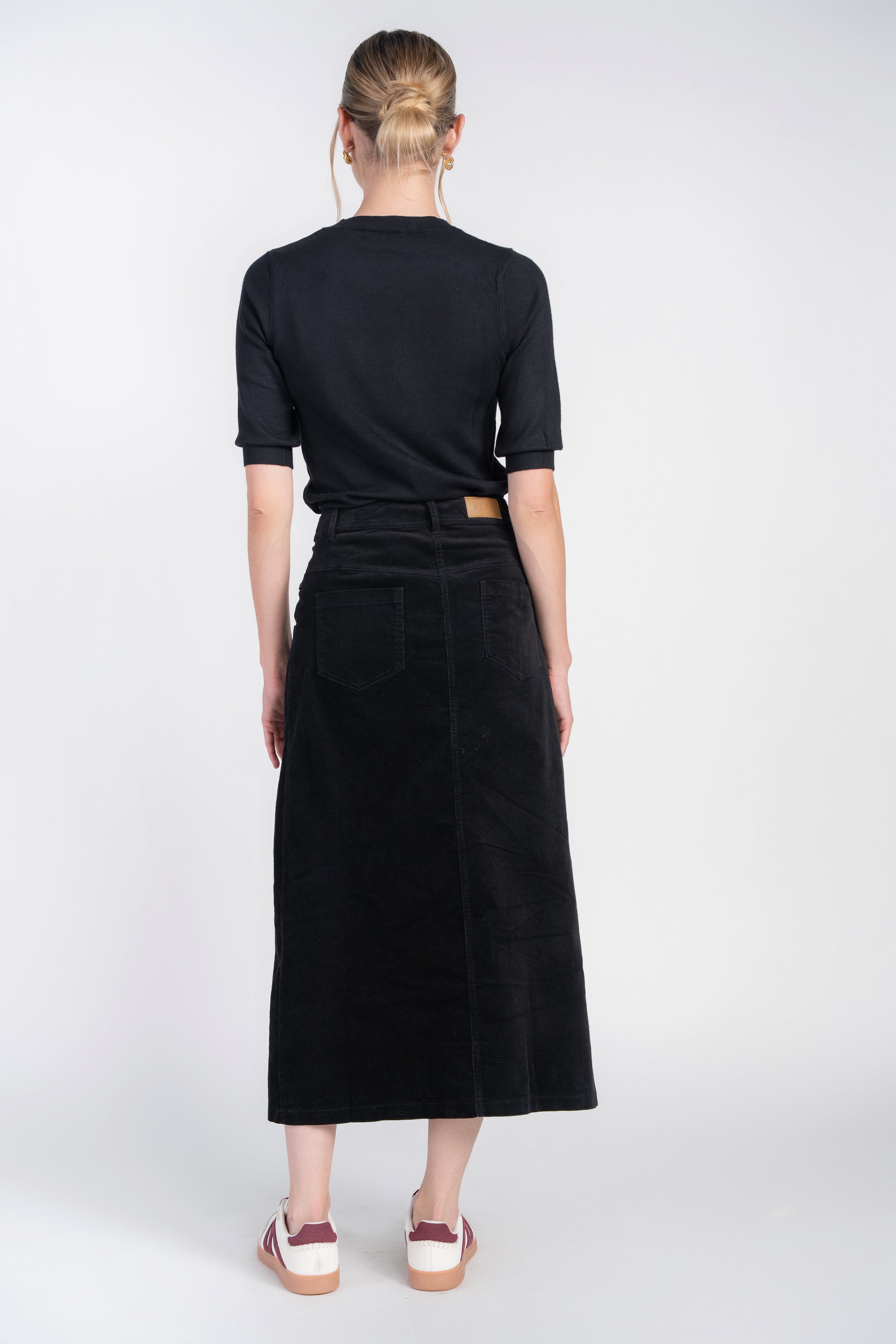 Fray Detail Corduroy Skirt- Black