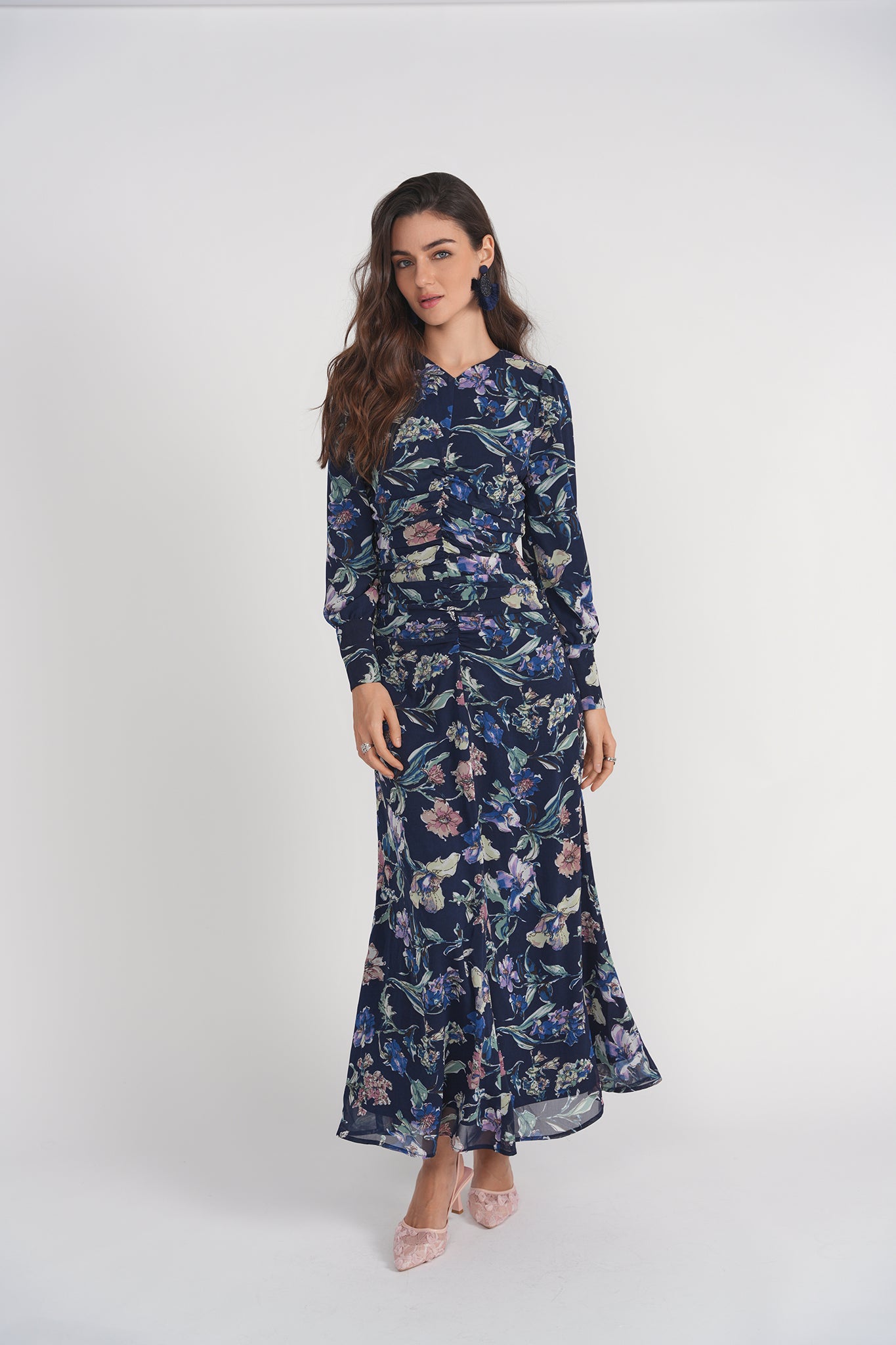 Michalie Midi- Navy Floral | Adina Las Vegas Michalie Midi- Navy Floral | Adina Las Vegas