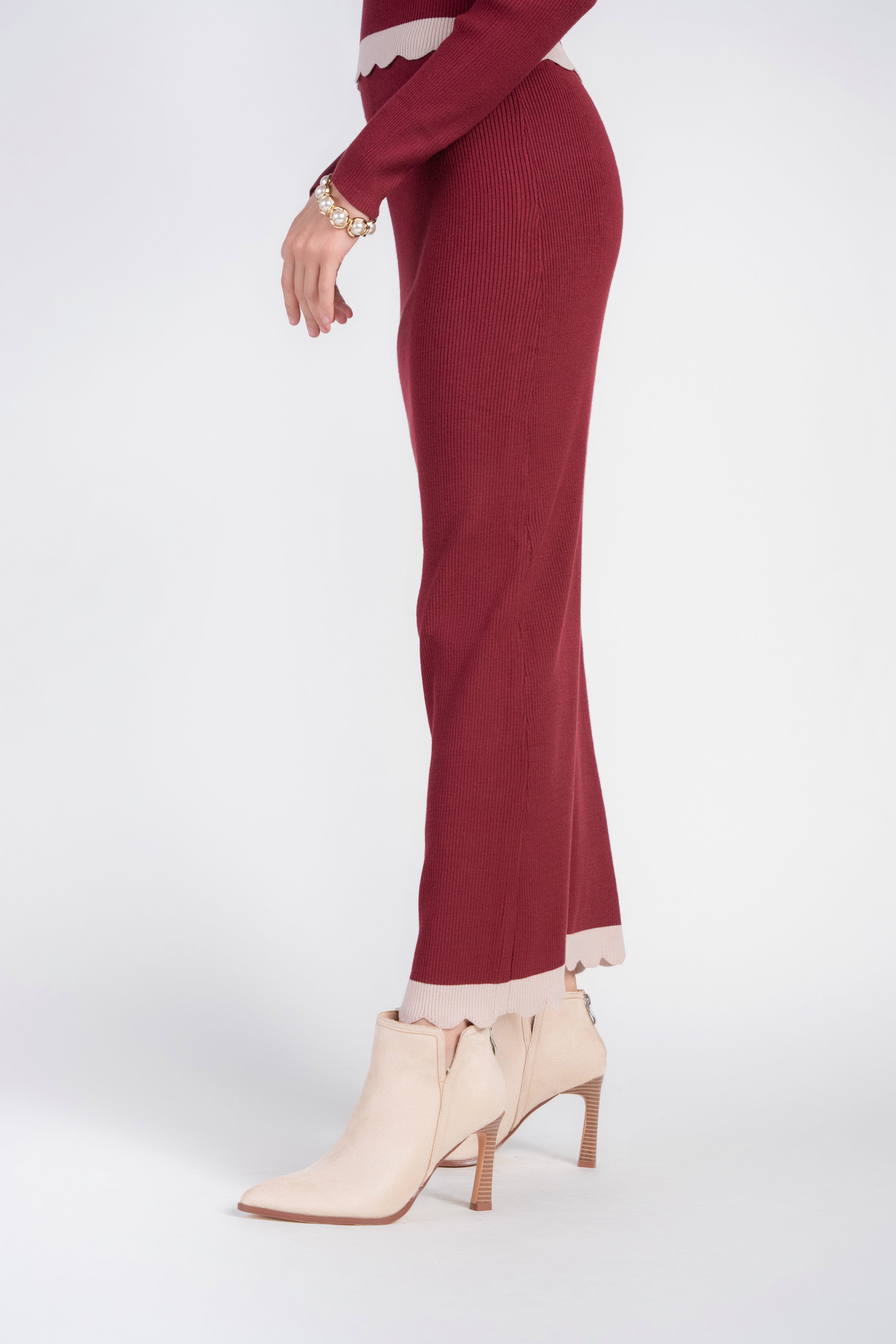 Scalloped Knit Skirt- Bordeaux