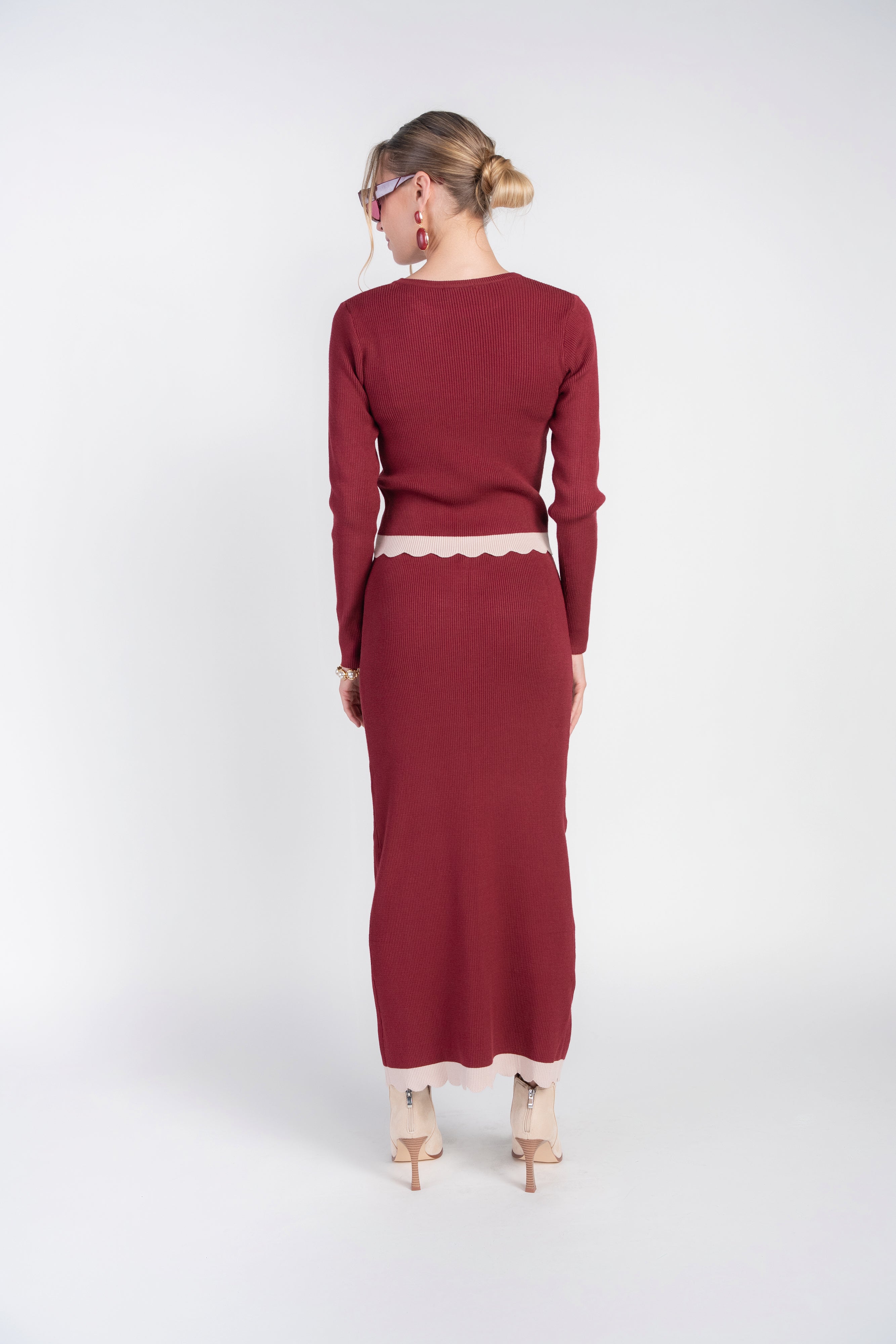 Scalloped Knit Skirt- Bordeaux