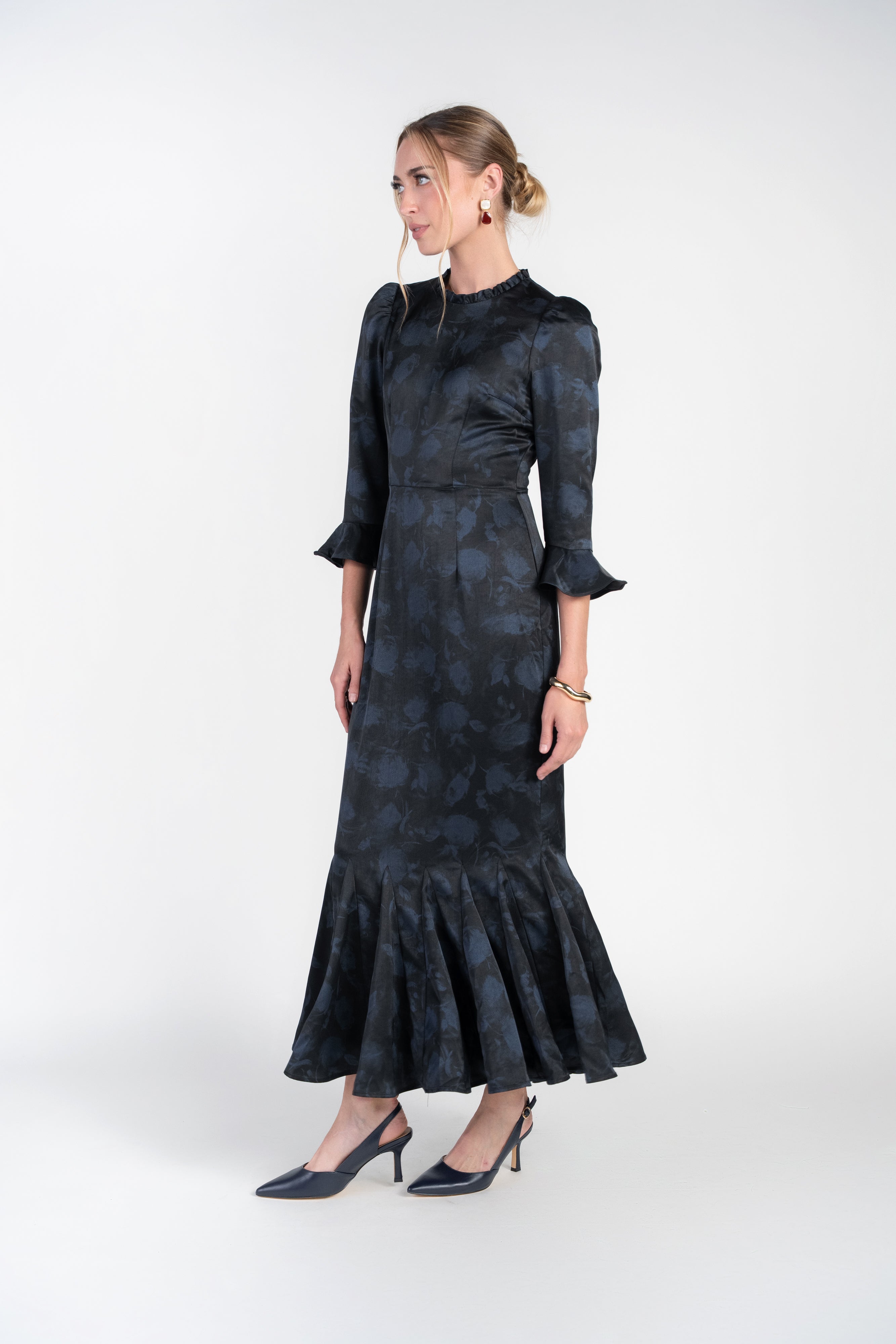 Shiri Dress- Navy Blur Roses on Black