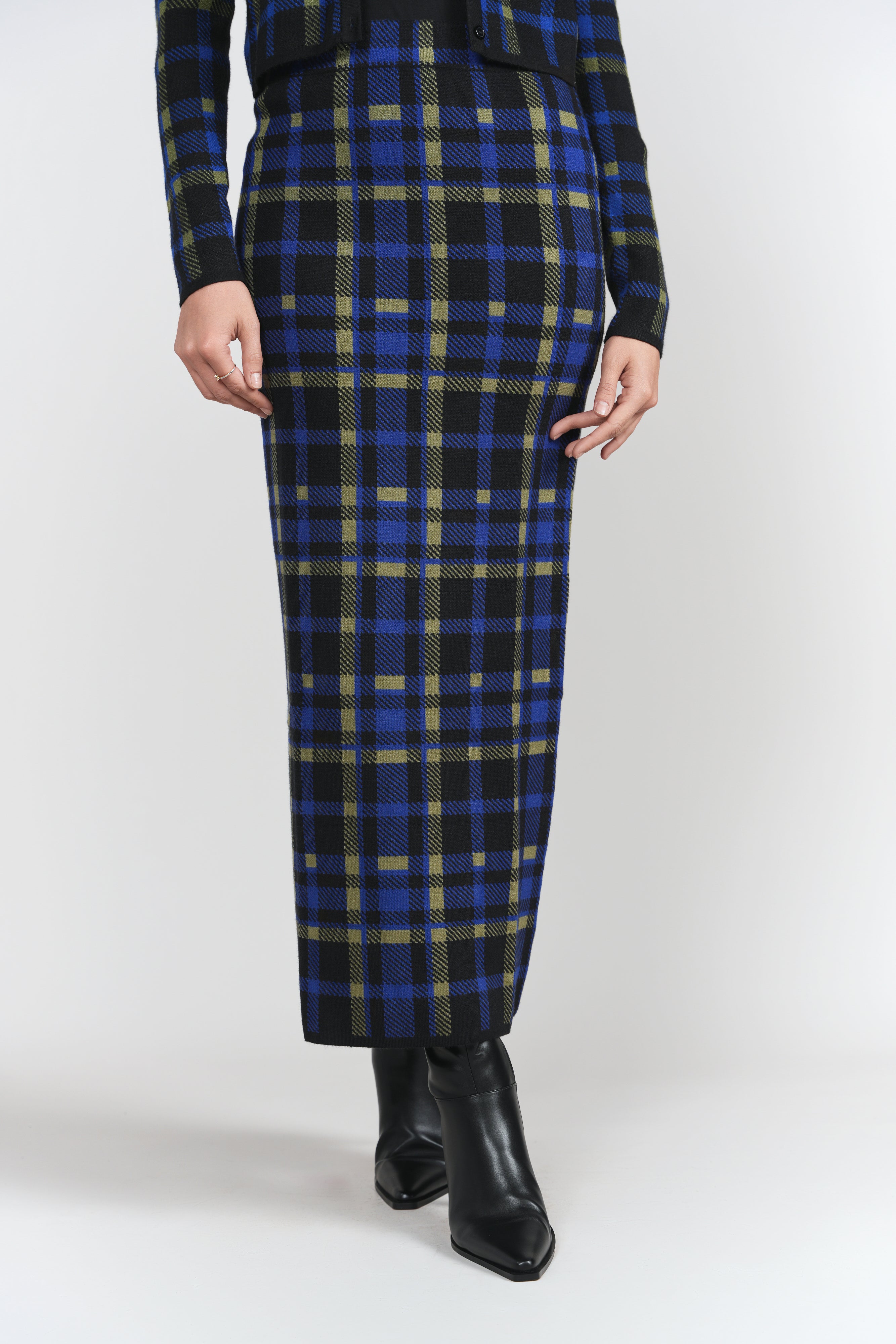 Jacquard Knit Skirt- Plaid