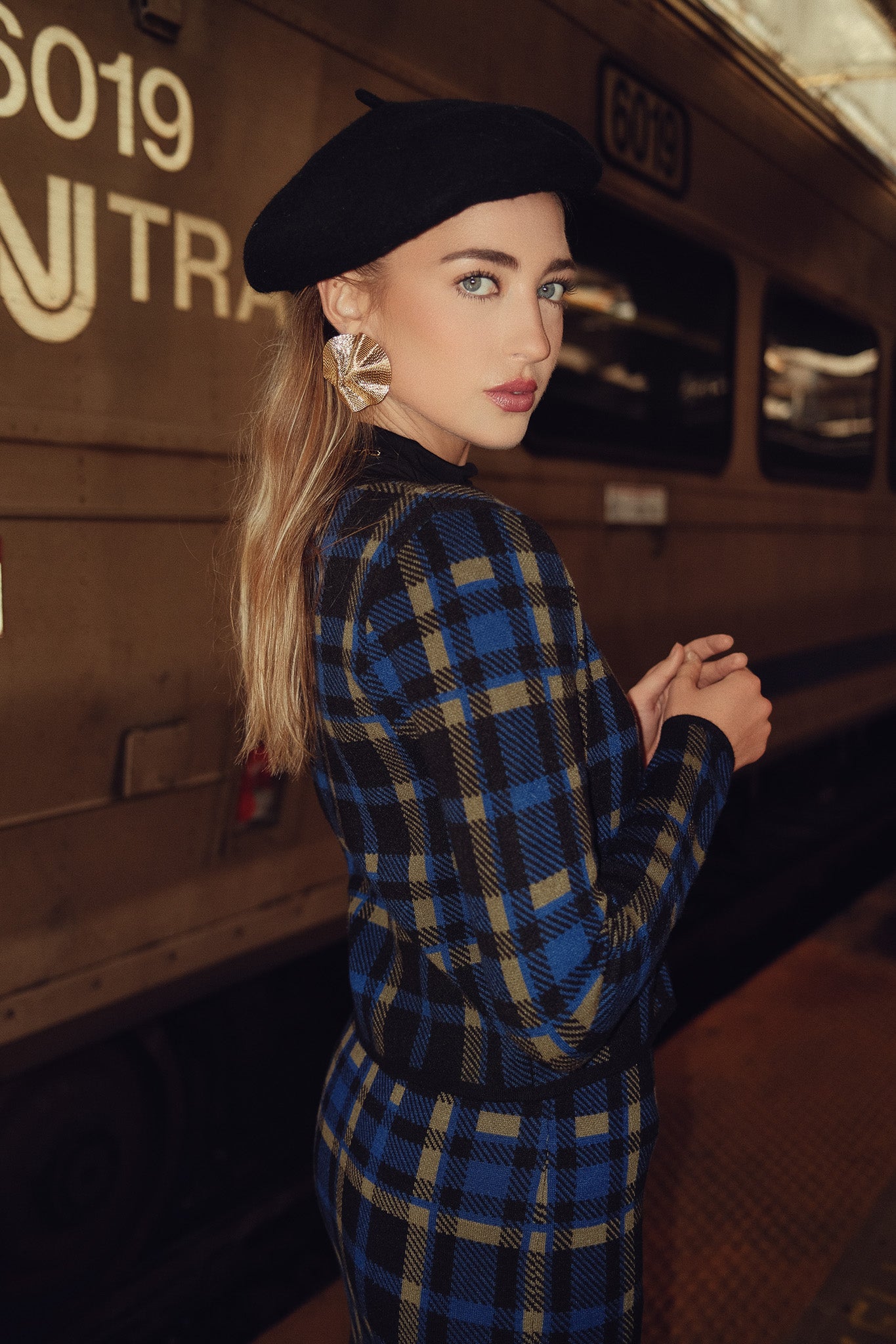 Jacquard Knit Cardigan- Plaid