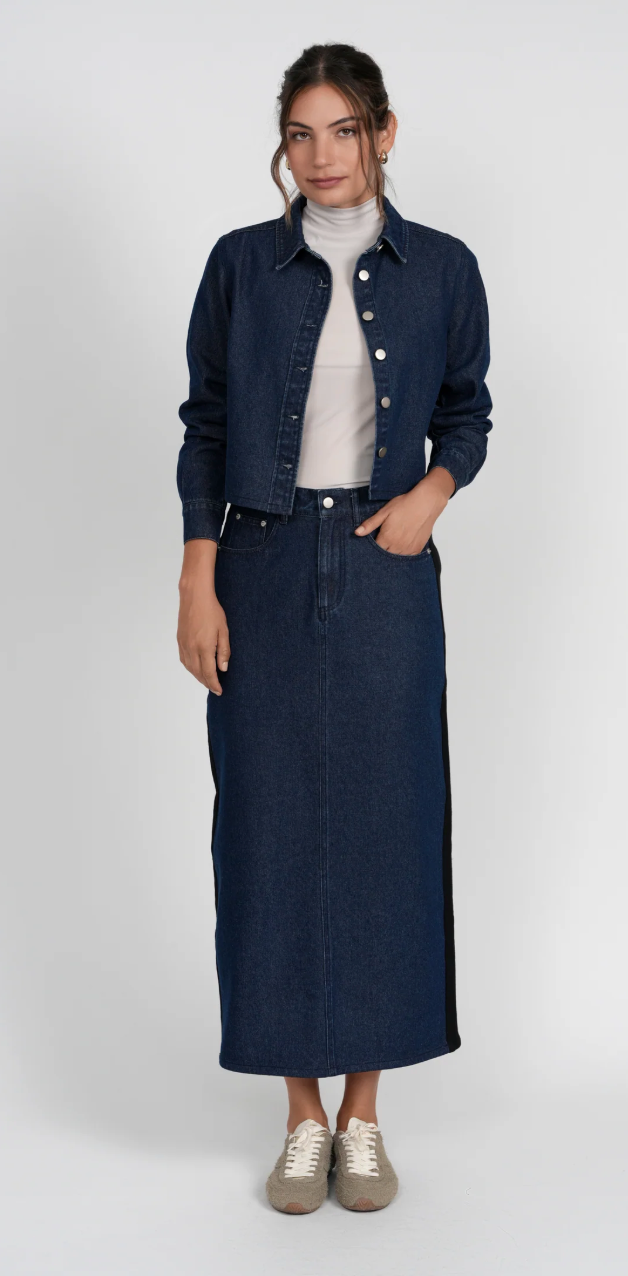 Jessie Skirt front view shown with matching Jessie Top on model