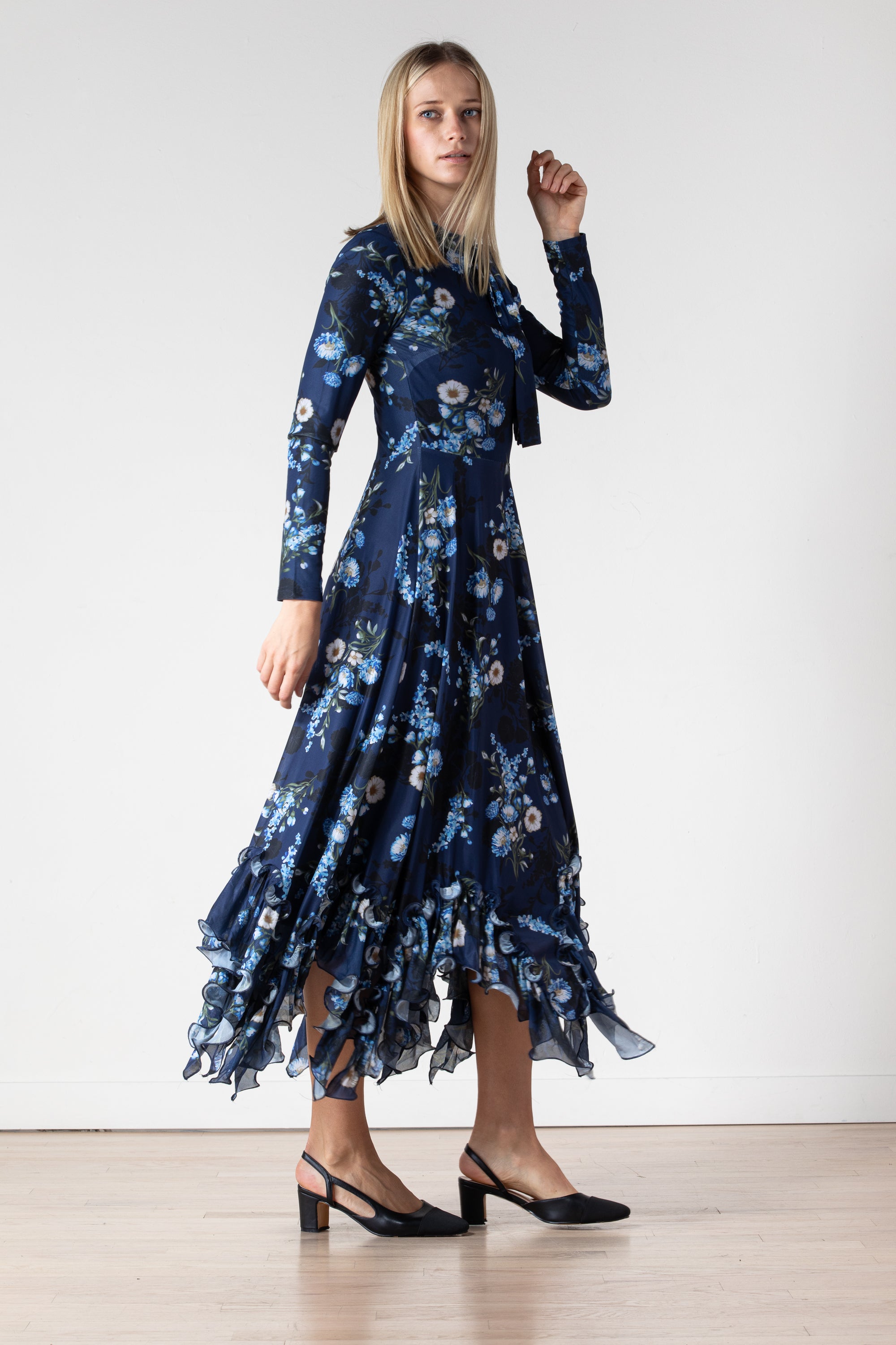 Amalthea Dress in Midnight Bloom navy floral - three-quarter view