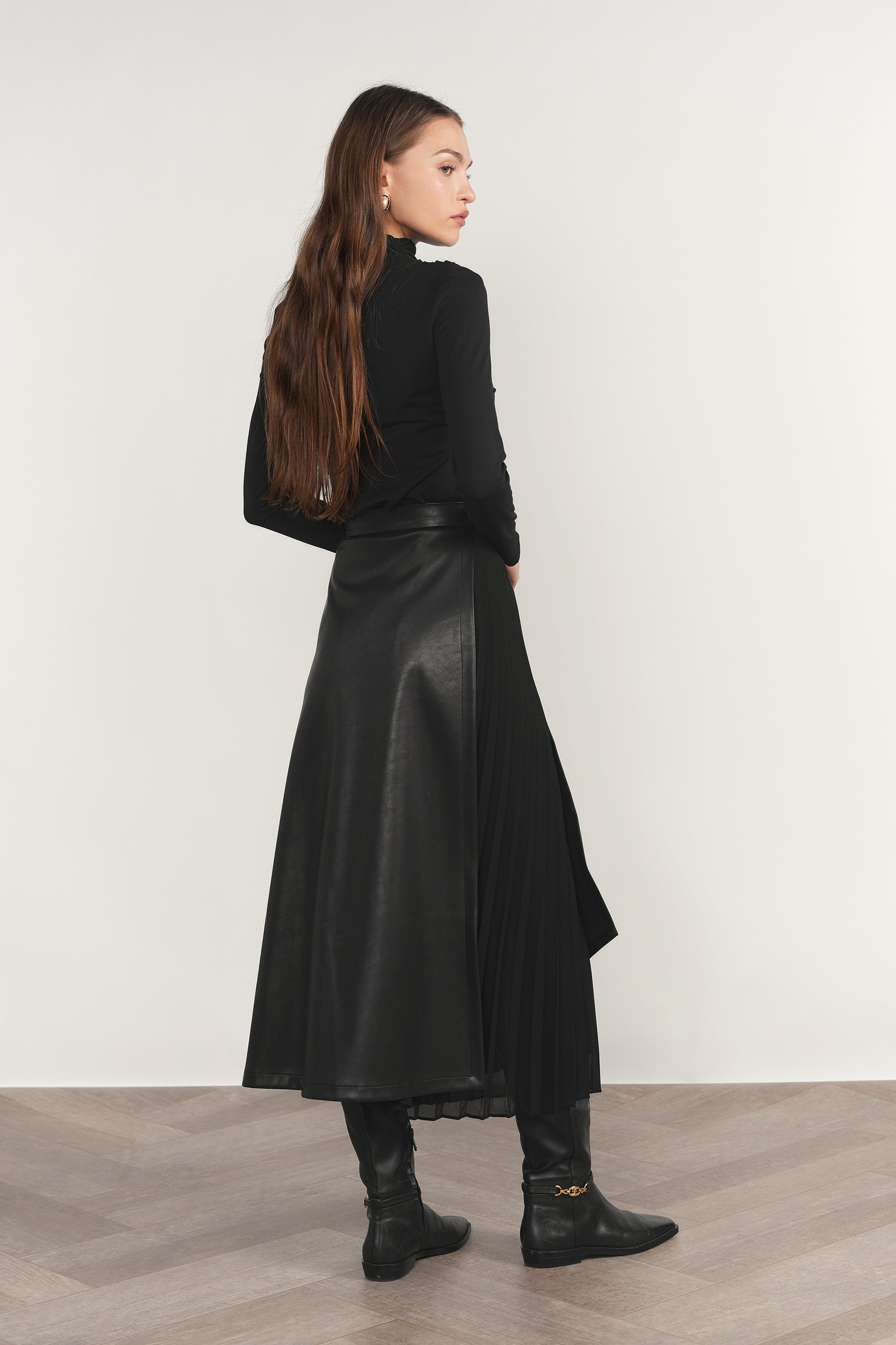 Eme Leather Skirt - Black