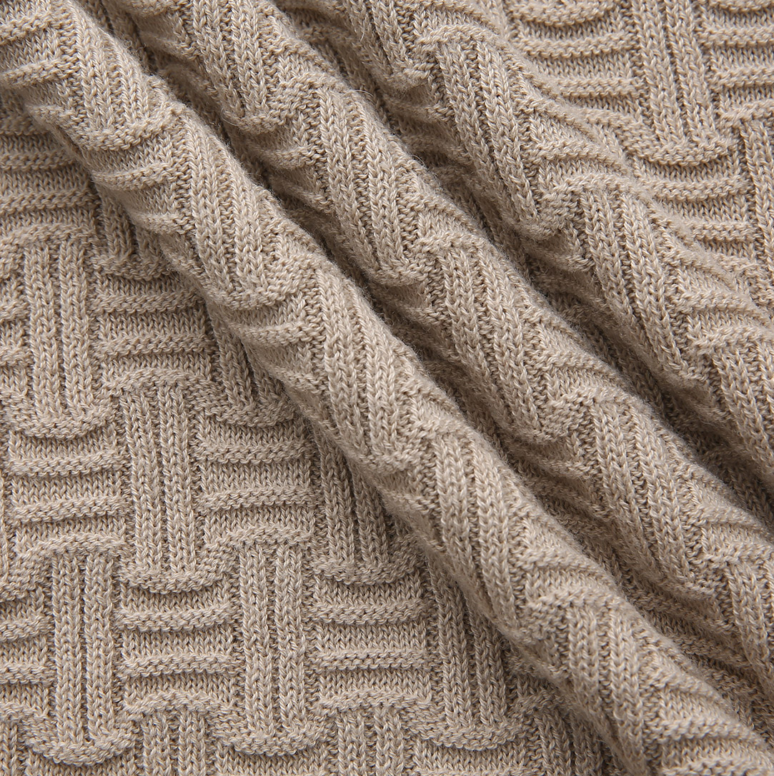 Tulip Design Knit Crew Neck - Oatmeal